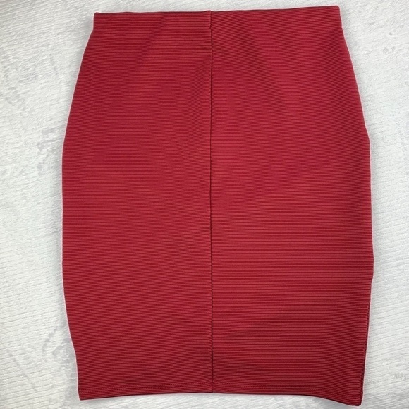 RED LIKE NEW JOE B BODY CON SKIRT - Picture 2 of 5